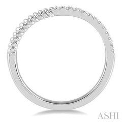 1/20 Ctw Twisted Round Cut Diamond Wedding Band in 14K White Gold
