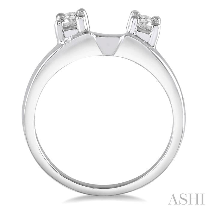 1/4 Ctw Round cut Diamond Wrap Ring in 14K White Gold