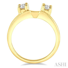 1/4 Ctw Round cut Diamond Wrap Ring in 14K Yellow Gold