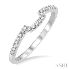 1/6 Ctw Round Cut Diamond Wedding Band in 14K White Gold