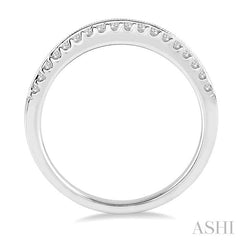 1/6 Ctw Round Cut Diamond Wedding Band in 14K White Gold