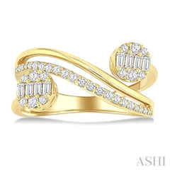 1/2 Ctw Bypass Fusion Baguette and Round Cut Diamond Fashion Open Wrap Ring in 14K Yellow Gold