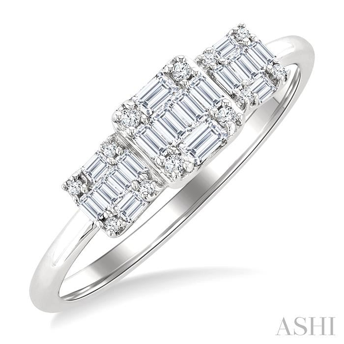 1/4 Ctw Past, Present & Future Baguette and Round Cut Diamond Fusion Fashion Ring in 14K White Gold