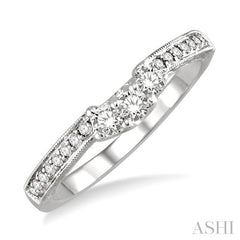 1/3 Ctw Arched Center Engraved Foliage Round Cut Diamond Wedding Band in 14K White Gold