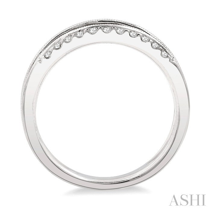 1/6 Ctw Milgrain Round Cut Diamond Wedding Band in 14K White Gold