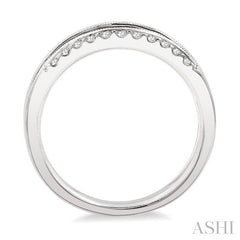1/6 Ctw Milgrain Round Cut Diamond Wedding Band in 14K White Gold