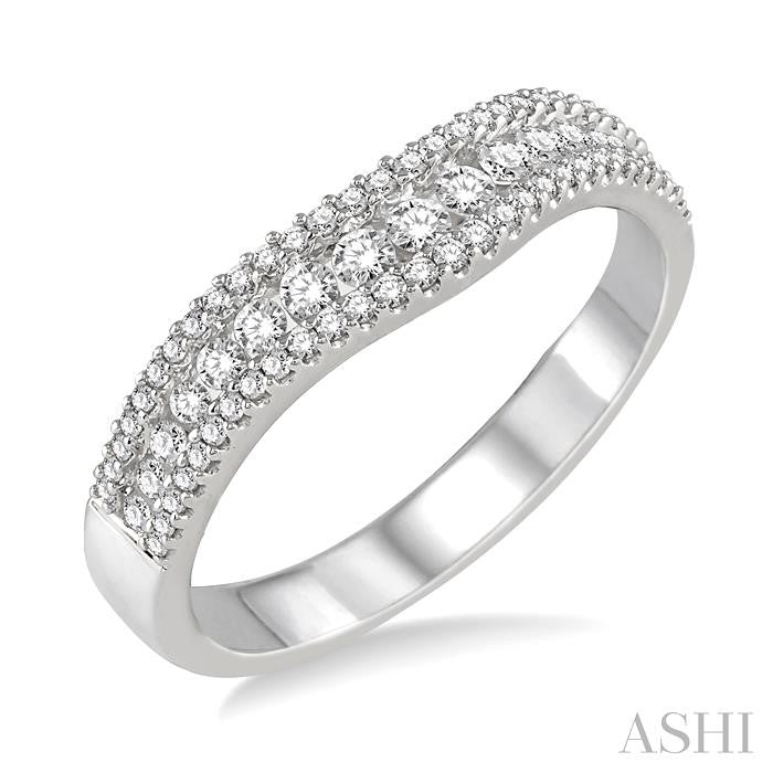 1/2 Ctw Triple Row Round Cut Diamond Wedding Band in 14K White Gold