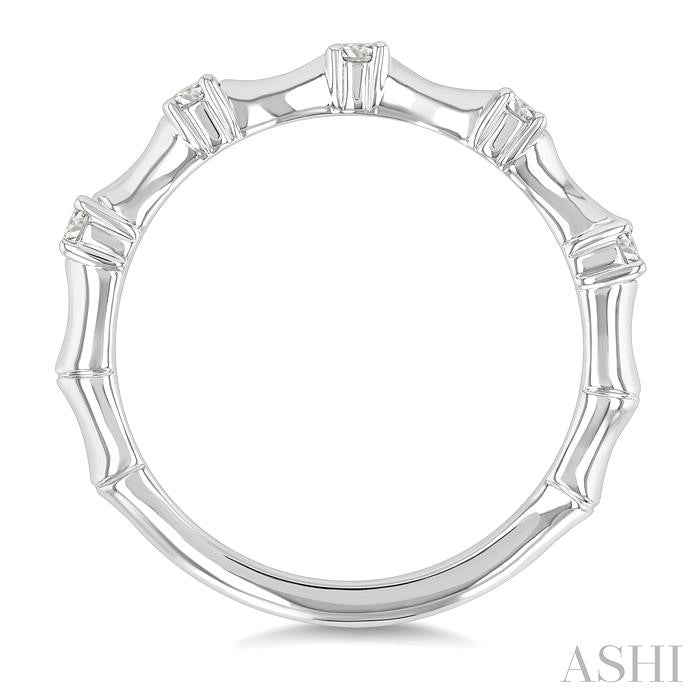 1/10 Ctw Bamboo Shoot Inspired Round Cut Diamond Fashion Ring in 10K White Gold