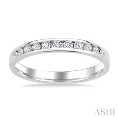 1/4 Ctw Round Cut Diamond Wedding Band in 14K White Gold