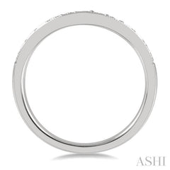 1/3 Ctw Curved Center Milgrain Border Round Cut Diamond Wedding Band in 14K White Gold
