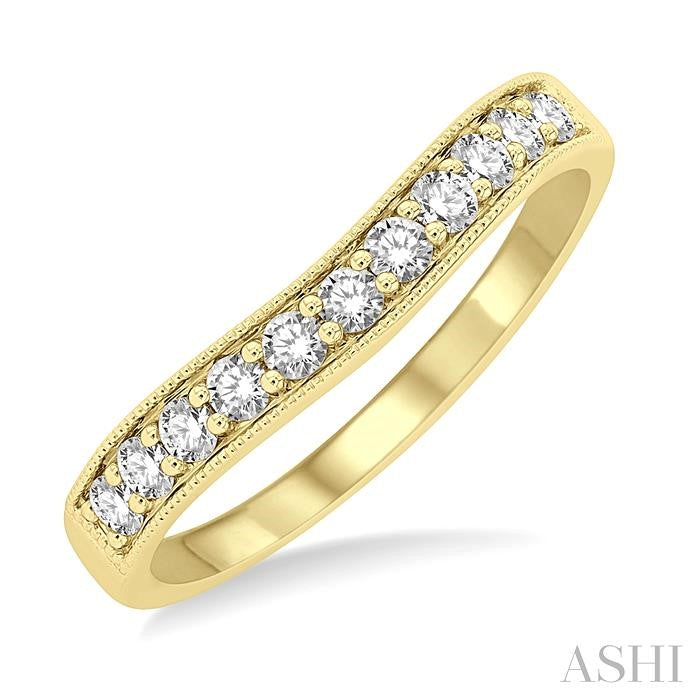 1/3 Ctw Curved Center Milgrain Border Round Cut Diamond Wedding Band in 14K Yellow Gold
