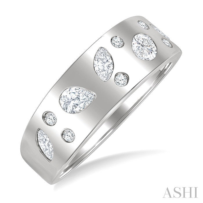 1/2 Ctw Scatter Mixed Diamond Cut Bold Gold Fashion Band in 14K White Gold