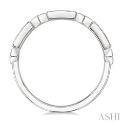 1/10 Ctw Bar & Kite Shaped Mount Link Round Cut Diamond Stackable Fashion Band in 10K White Gold