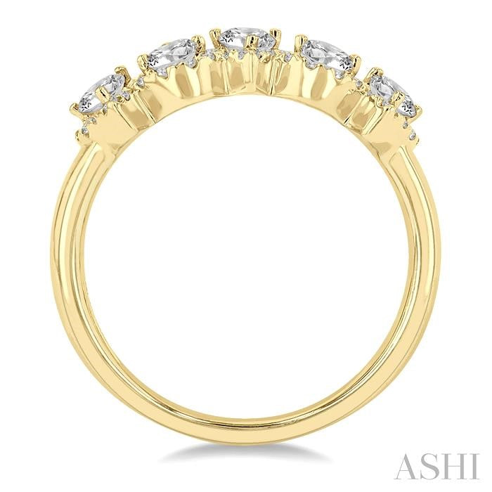 1 Ctw Pear Shape 5 Stone Pear & Round Cut Diamond Halo Wedding Band in 14K Yellow Gold