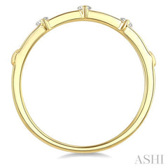 1/10 Ctw Open Window Frames Round Cut Diamond Stackable Fashion Band in 10K Yellow Gold