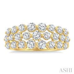 1 1/2 Ctw Lattice Triple Row Round Cut Diamond Fashion Band in 14K Yellow Gold