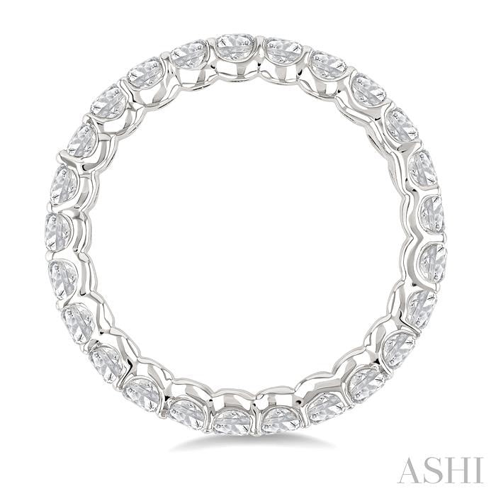 2 1/4 Ctw North-South Set Oval Cut Diamond Eternity Wedding Band in 14K White Gold