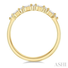 1/6 Ctw Baguette and Round Cut Diamond Link Stackable Fashion Band in 10K Yellow Gold