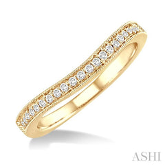 1/4 Ctw Round Cut Diamond 'V' Shape Band in 14K Yellow Gold