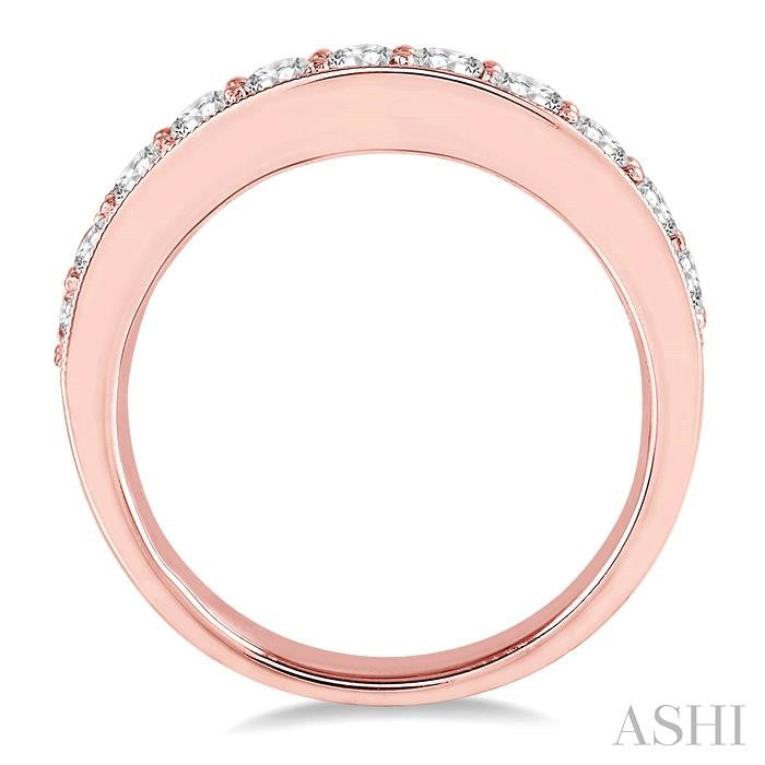 3/4 Ctw Round Cut Diamond Wedding Band in 14K Rose Gold