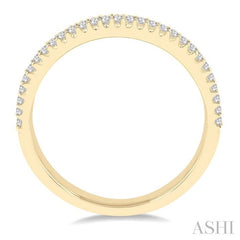 1/3 Ctw Round Diamond Wedding Band in 14K Yellow Gold