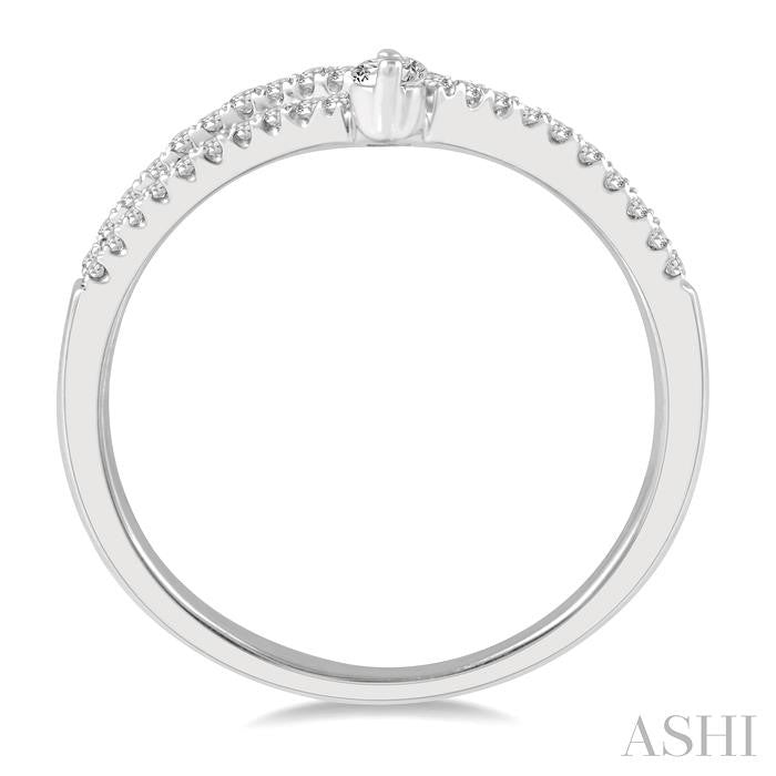 1/4 Ctw Interlocked Twin Chevron Round Cut Diamond Fashion Ring in 14K White Gold