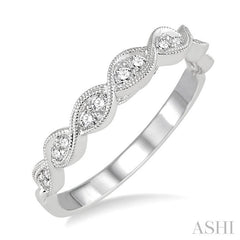 1/5 Ctw Round Diamond Wedding Band in 14K White Gold