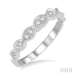 1/5 Ctw Round Diamond Wedding Band in 14K White Gold