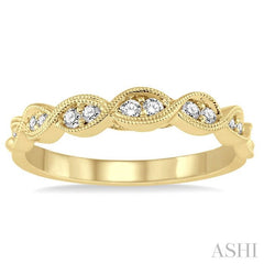 1/5 Ctw Round Diamond Wedding Band in 14K Yellow Gold