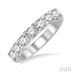 1 Ctw 7 Stone Round Cut Diamond Wedding Band in Platinum