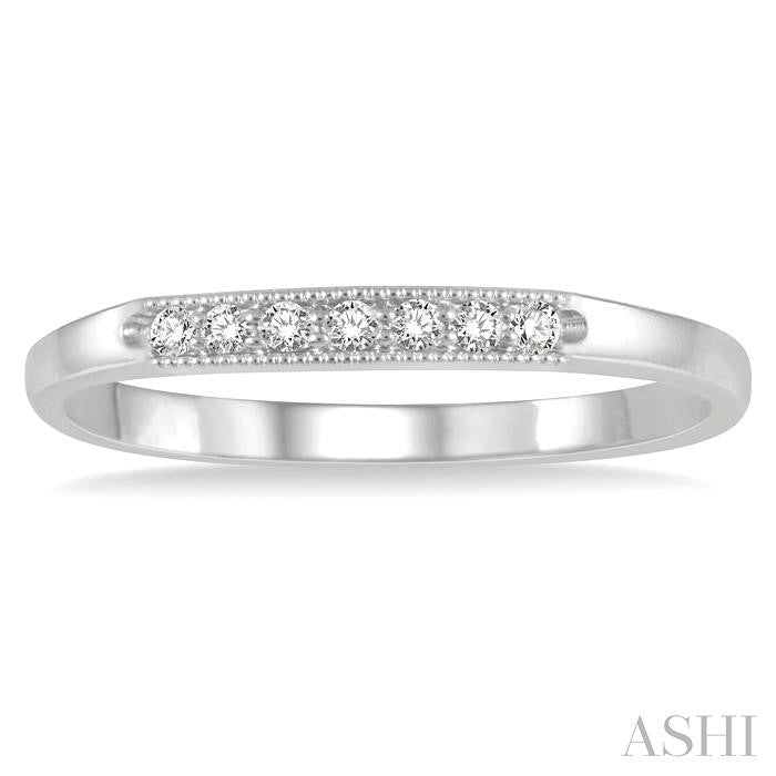 1/10 Ctw 7 Stone Round Cut Diamond Wedding Band in 14K White Gold