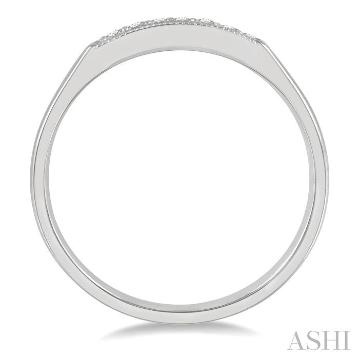 1/10 Ctw 7 Stone Round Cut Diamond Wedding Band in 14K White Gold