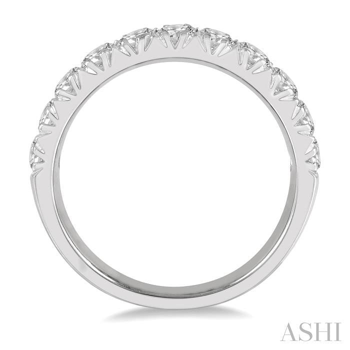 1 Ctw 11 Stone Round Cut Diamond Wedding Band in Platinum