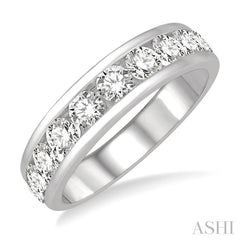 1 1/2 Ctw Channel Set 11 Stone Round Cut Diamond Wedding Band in 14K White Gold