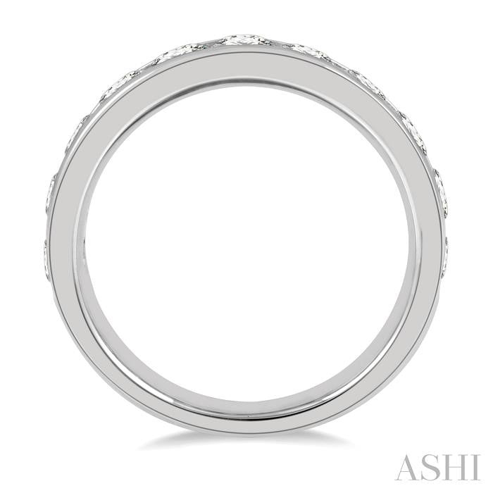 1 1/2 Ctw Channel Set 11 Stone Round Cut Diamond Wedding Band in 14K White Gold