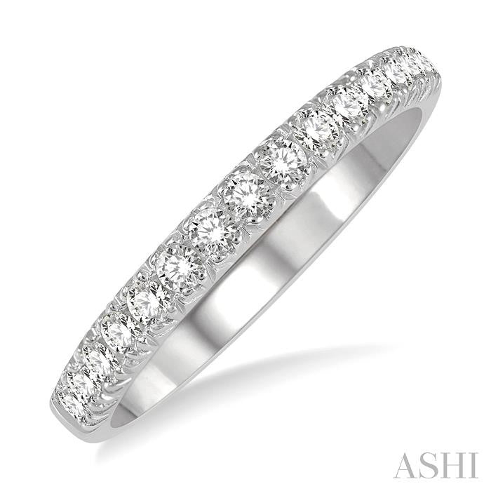 1/3 Ctw 15Stones Round Cut Diamond Wedding Band in 14K White Gold