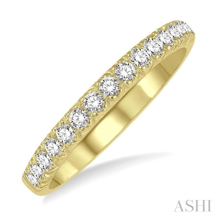 1/3 Ctw 15Stones Round Cut Diamond Wedding Band in 14K Yellow Gold