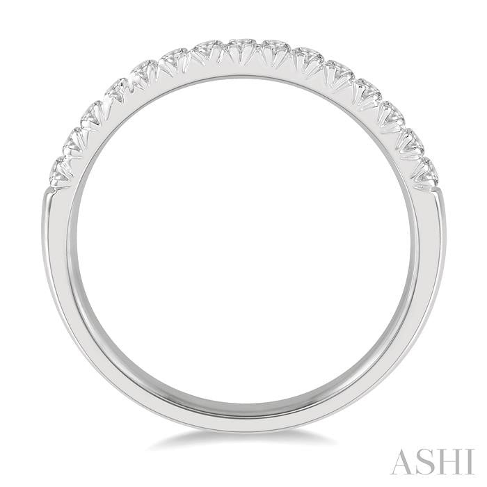 1/4 Ctw 15Stones Round Cut Diamond Wedding Band in 14K White Gold