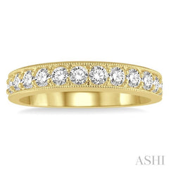 3/4 Ctw Round Cut Diamond Wedding Band in 14K Yellow Gold