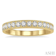 1/2 Ctw Round Cut Diamond Wedding Band in 14K Yellow Gold