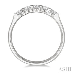 1/2 Ctw 5 Stone Round Cut Diamond Wedding Band in 14K White Gold