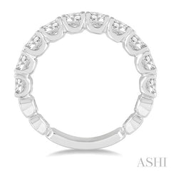 2 Ctw Lattice Round Cut Diamond Wedding Band in 14K White Gold