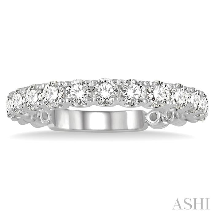 1 Ctw Round Cut Diamond Wedding Band in 14K White Gold