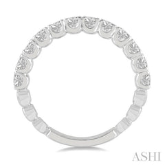 1 Ctw Round Cut Diamond Wedding Band in 14K White Gold