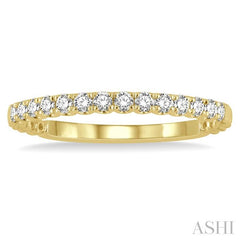 1/4 Ctw Lattice Round Cut Diamond Wedding Band in 14K Yellow Gold