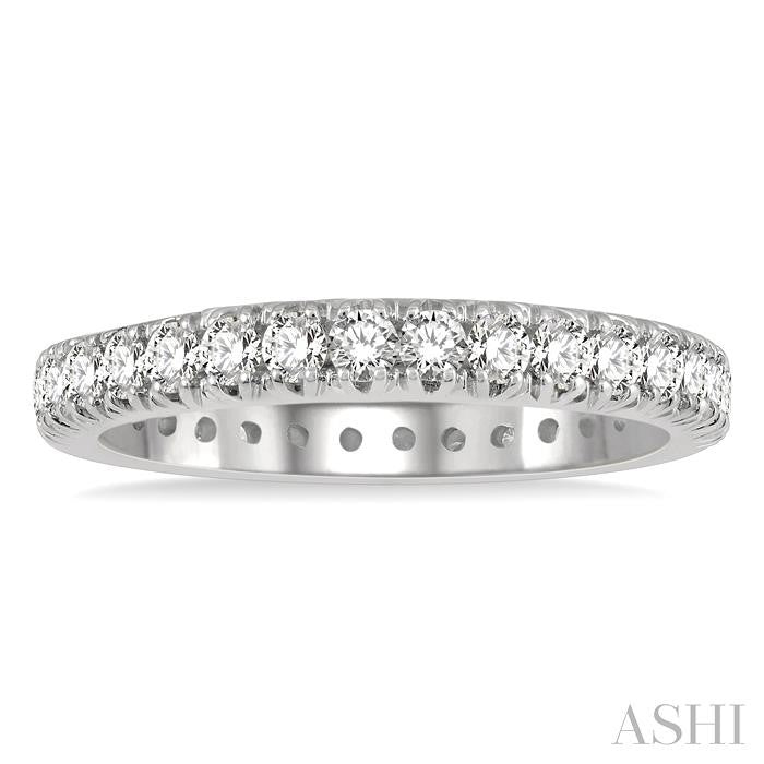 1 Ctw Round Cut Diamond Eternity Wedding Band in 14K White Gold