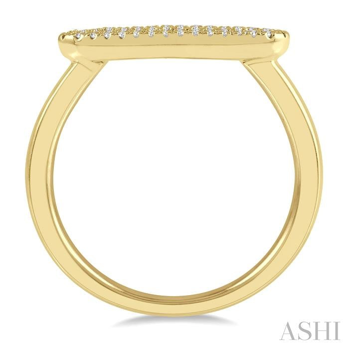1/5 Ctw Pod Center Baguette and Round Cut Diamond Stackable Petite Fashion Ring in 10K Yellow Gold