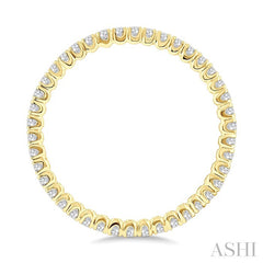 1/2 Ctw Round Cut Diamond Eternity Wedding Band in 14K Yellow Gold