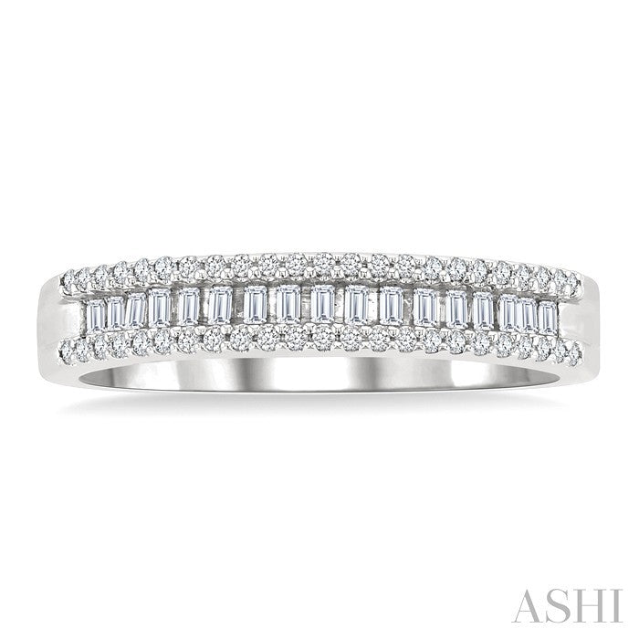 1/3 Ctw Baguette and Round Cut Diamond Stackable Fashion Band in 14K White Gold