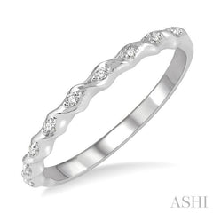 1/20 Ctw Spiral Shank Round Cut Diamond Stackable Band in 14K White Gold